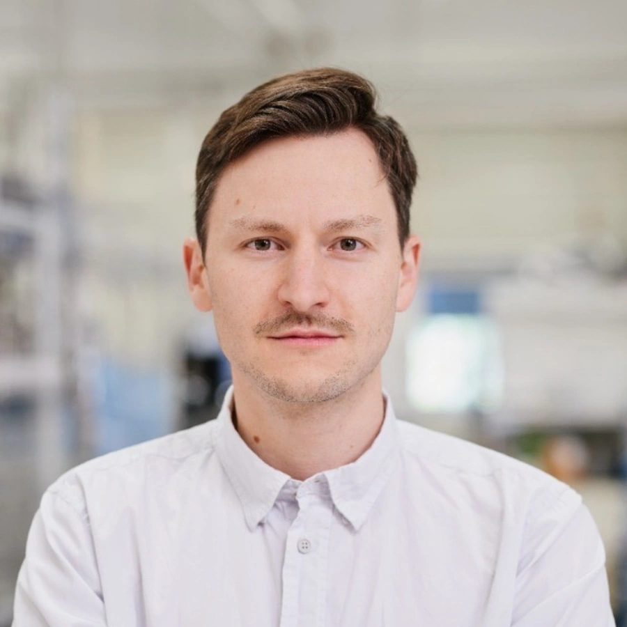 dr_martin_schmickler_900x900